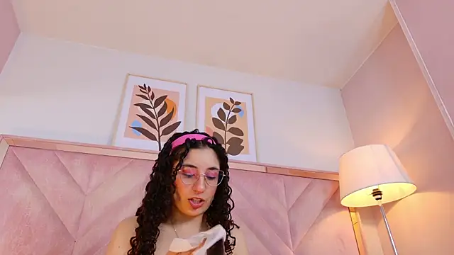 DemiJones  online show from July 2026 07:23:02 AM