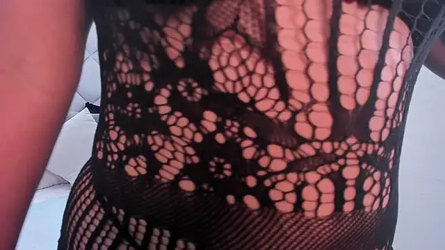 merielenbloom online show from November 2025 12:38:01 PM