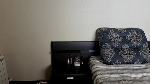 Snapshot of Fantasy_Moonlightt chatting on November 2025 02:17:01 PM Fantasy Moonlightt online show from November 2025 02:17:01 PM