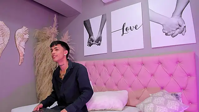 Aitana valverde online show from November 2025 07:46:02 PM