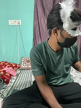 Snapshot of leenaboy@xh chatting on November 2025 04:21:02 PM leenaboyxh online show from November 2025 04:21:02 PM