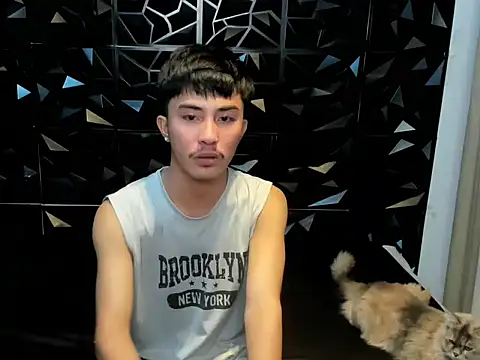 Urloverhardcock online show from April 2026 04:46:02 AM