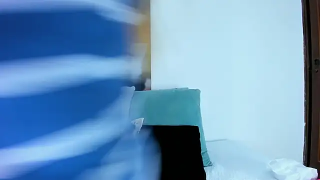 Andhrea Vale online show from November 2025 11:40:02 AM