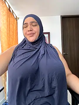 sweetmuslim01 online show from November 2025 04:28:02 PM