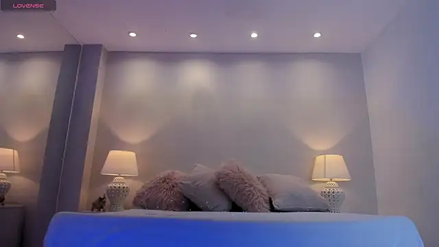 GabyQueens online show from February 2026 03:30:01 PM