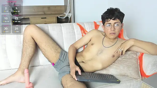 Snapshot of LustyGuy18 chatting on November 2025 10:21:02 PM LustyGuy18 online show from November 2025 10:21:02 PM