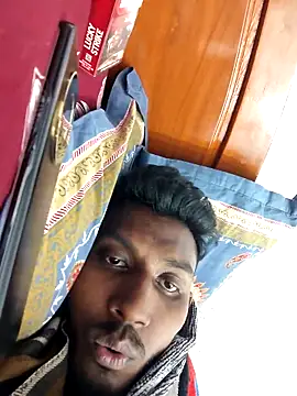 ThirstyBalloon5 online show from December 2025 05:30:01 PM