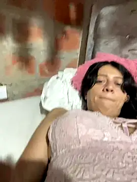 Snapshot of Scarlett_love7 chatting on November 2025 08:46:02 PM Scarlett love7 online show from November 2025 08:46:02 PM