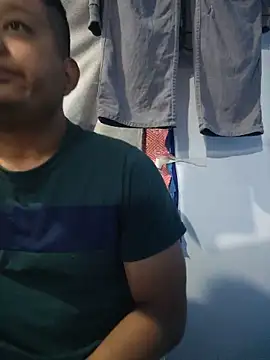 themorenofit08 online show from June 2026 11:46:01 PM
