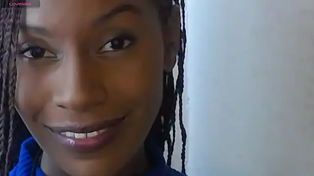 Aliis Love online show from December 2025 05:03:01 AM