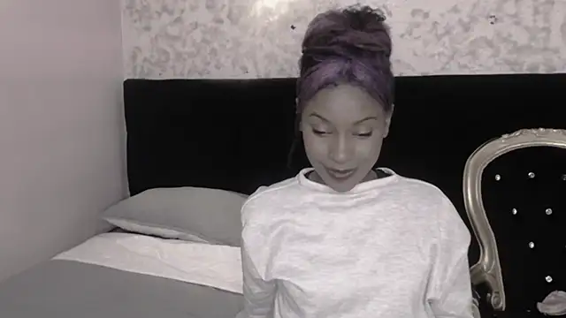 Aliis Love online show from February 2026 05:02:02 AM