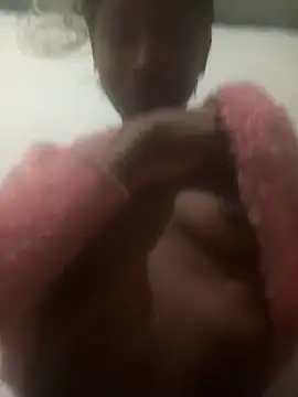 Aliis Love online show from February 2026 02:30:01 AM