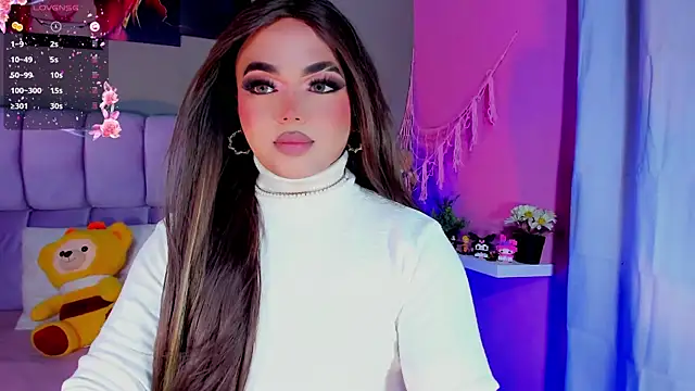 Lovely-Hinata online show from July 2026 04:04:02 AM