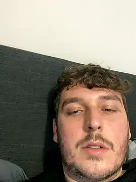 BigLee999 online show from November 2025 06:39:01 PM