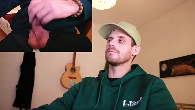 Snapshot of skatejocke chatting on November 2025 05:51:02 PM skatejocke online show from November 2025 05:51:02 PM