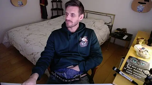 Snapshot of skatejocke chatting on November 2025 04:18:01 PM skatejocke online show from November 2025 04:18:01 PM