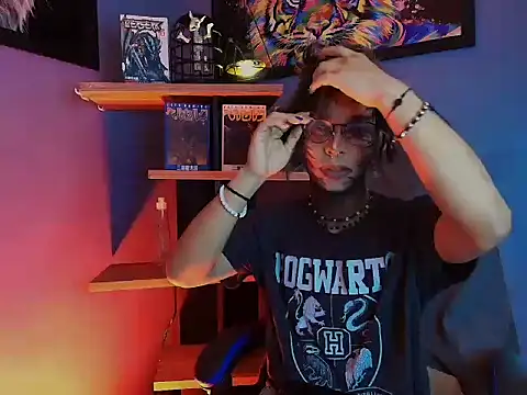 luxiel  online show from February 2026 10:04:02 PM