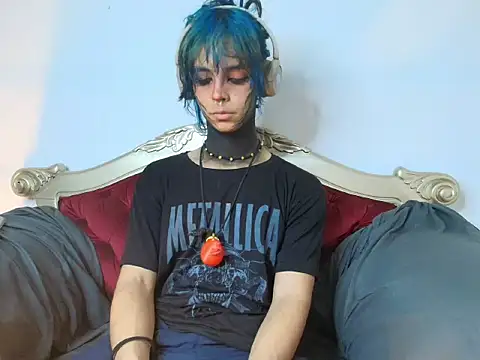 luxiel  online show from April 2026 08:37:01 PM