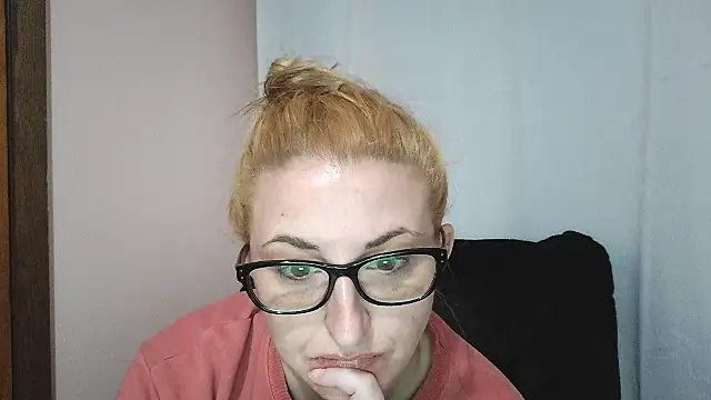 MissAudri online show from January 2026 04:12:02 PM