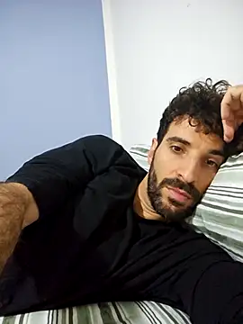 Pinosce6 online show from November 2025 06:28:02 PM