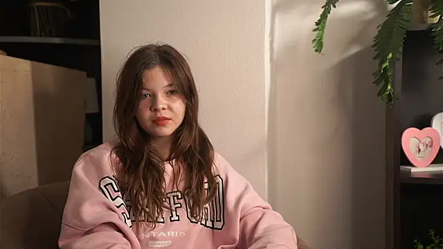 SandiBrucz online show from November 2025 03:39:02 AM