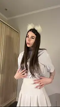 ShennaKoerper online show from December 2025 08:31:01 AM