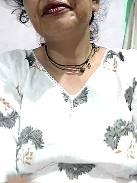 Piya Bakshi online show from May 2026 05:56:01 PM