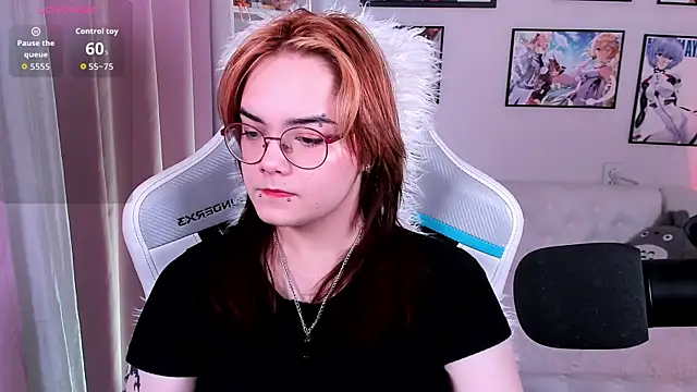 Lily  Evans online show from March 2026 03:56:01 AM