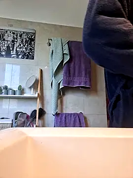 Snapshot of CuteDaddy92 chatting on December 2025 11:41:01 AM CuteDaddy92 online show from December 2025 11:41:01 AM