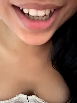 Morenagostosapt online show from November 2025 09:11:01 PM