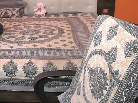 Snapshot of DoremonGirl chatting on April 2026 07:03:02 AM DoremonGirl online show from April 2026 07:03:02 AM