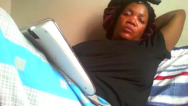 Snapshot of DustyLucy02 chatting on March 2026 03:04:02 PM DustyLucy02 online show from March 2026 03:04:02 PM