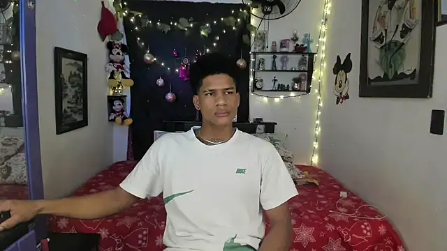 JUANBIGCOCK21CM online show from December 2025 09:21:01 PM