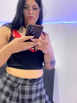 amazonaa9 online show from November 2025 01:52:02 AM