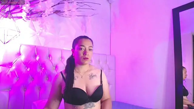 Snapshot of ginebraass chatting on December 2025 01:05:02 PM ginebraass online show from December 2025 01:05:02 PM