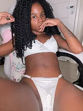 mayalouise online show from February 2026 04:44:01 AM