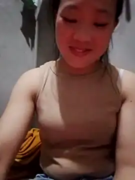 Snapshot of Yumiik2kk chatting on November 2025 11:38:02 AM Yumiik2kk online show from November 2025 11:38:02 AM