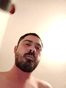 Snapshot of WeakDegree76 chatting on December 2025 03:54:02 PM WeakDegree76 online show from December 2025 03:54:02 PM