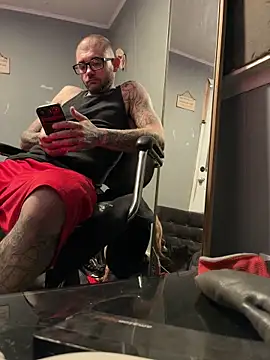 trickydickydaddy online show from April 2026 06:46:01 PM