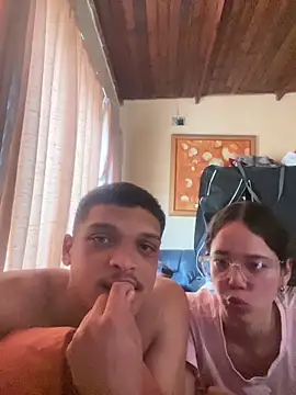 Snapshot of Jockeyn chatting on December 2025 04:12:02 PM Jockeyn online show from December 2025 04:12:02 PM