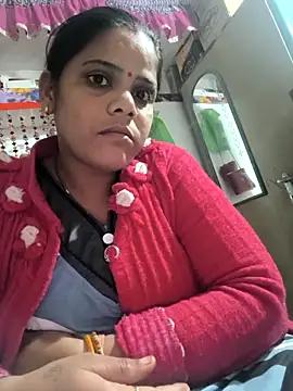 Hot suini online show from February 2026 04:25:02 PM