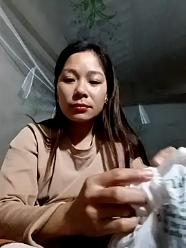 Snapshot of Lyla_john chatting on December 2025 12:49:02 AM Lyla john online show from December 2025 12:49:02 AM