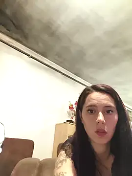 MickNanaa online show from December 2025 08:52:01 AM