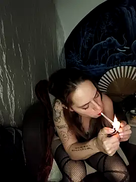 Snapshot of MickNanaa chatting on February 2026 05:37:02 AM MickNanaa online show from February 2026 05:37:02 AM