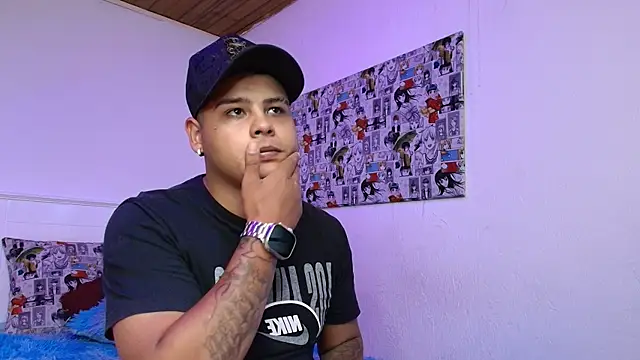 AxelGray nom online show from November 2025 07:35:01 PM