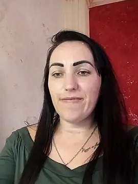 ArianaXFresh online show from December 2025 11:05:01 AM