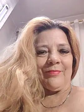 karlaanqui1 online show from May 2026 11:16:01 AM