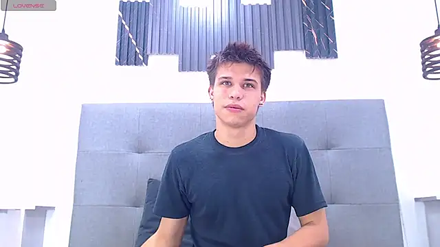 Liam York  online show from March 2026 08:08:02 PM