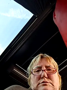 Snapshot of MilaTamila456 chatting on December 2025 08:07:02 AM MilaTamila456 online show from December 2025 08:07:02 AM