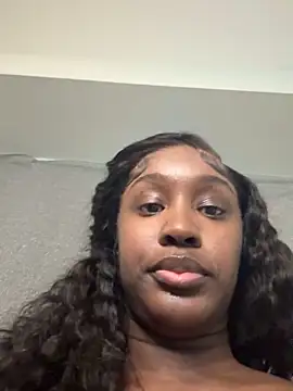 Snapshot of ToyaThick chatting on November 2025 09:02:01 PM ToyaThick online show from November 2025 09:02:01 PM